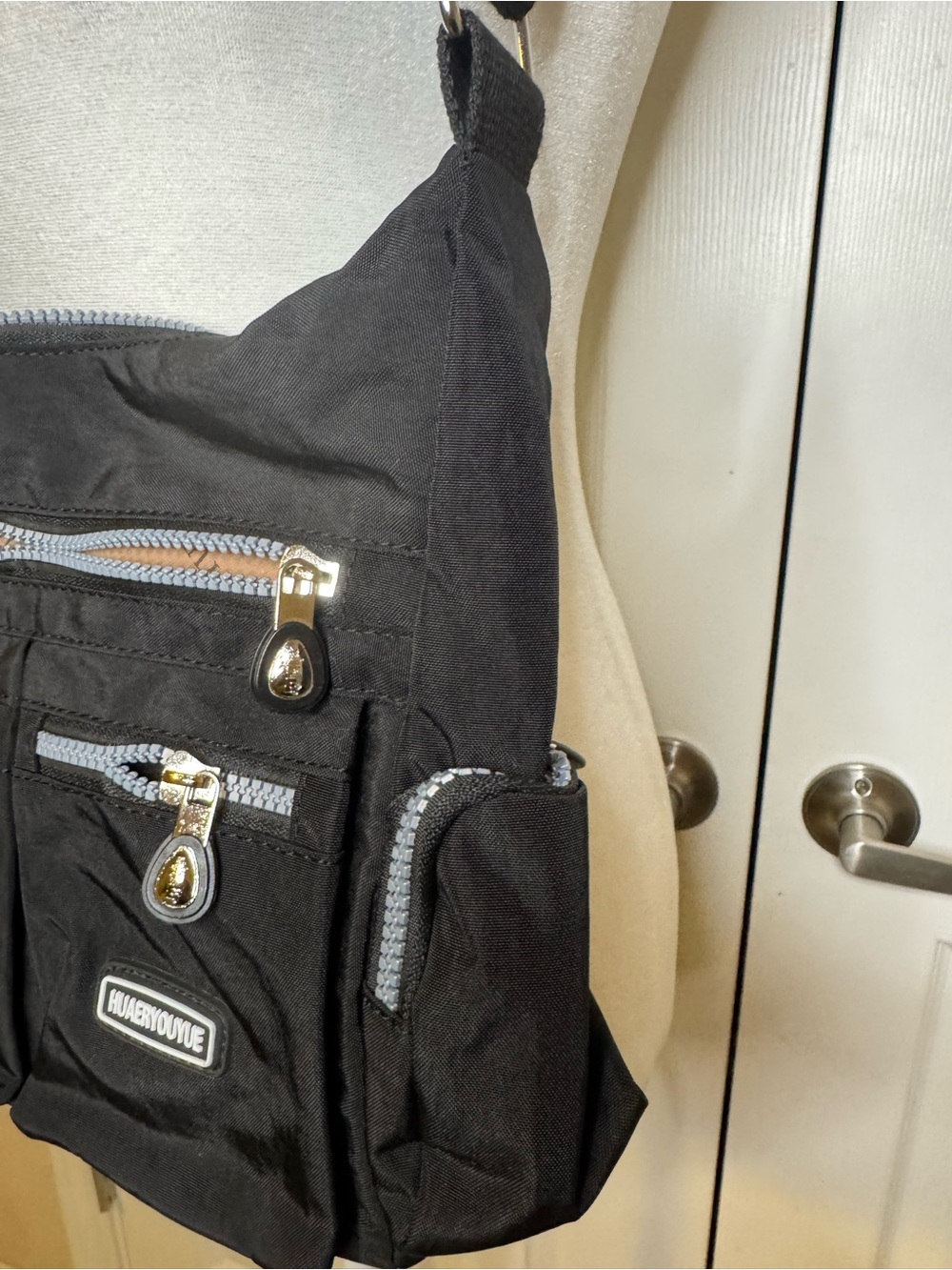 HUAERYOUYUE Black Nylon Multi-Pocket Crossbody Shoulder Bag Everyday Travel - Picture 5 of 8